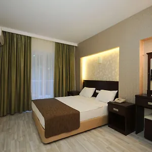 2* Отель Club Palm